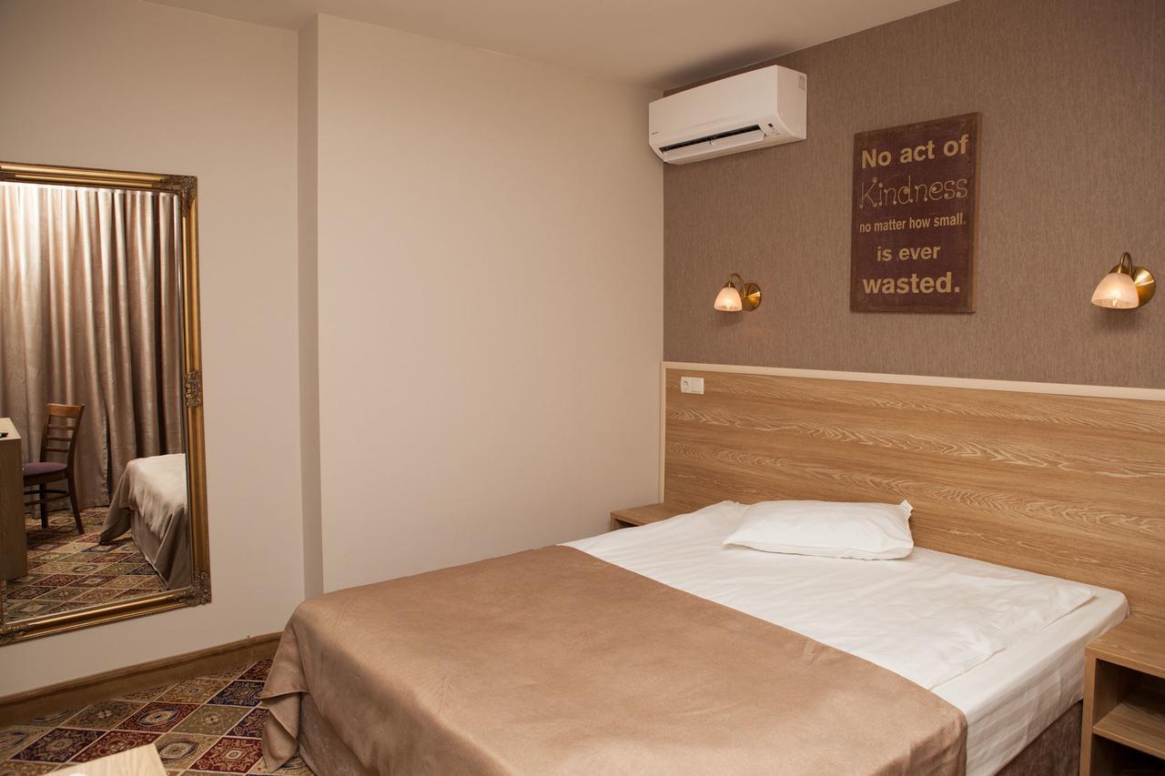 Hotel Motto Stara Zagora Esterno foto