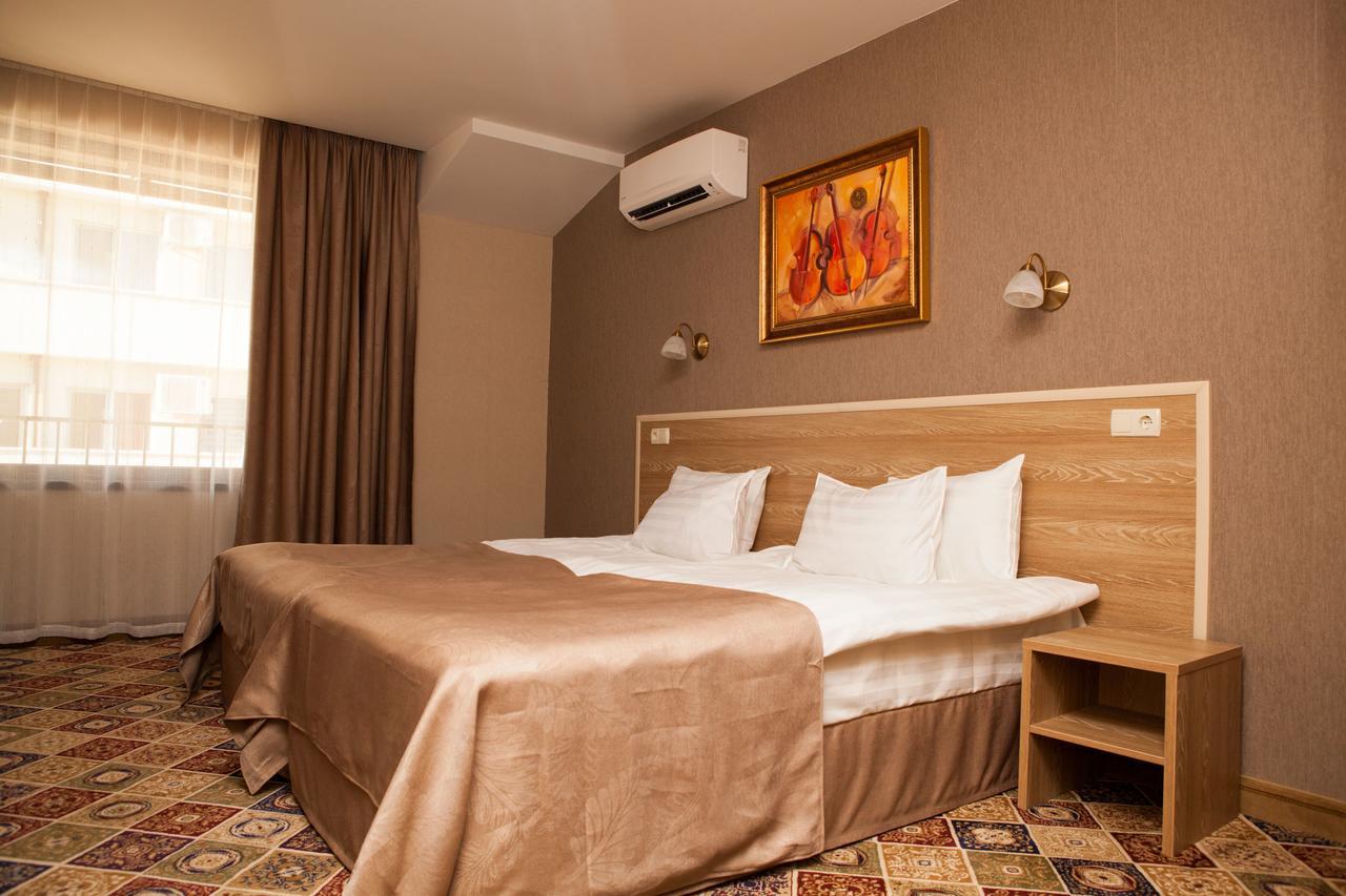 Hotel Motto Stara Zagora Esterno foto